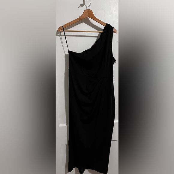 One Shoulder Bodycon Midi Dress - Picture 3 of 3